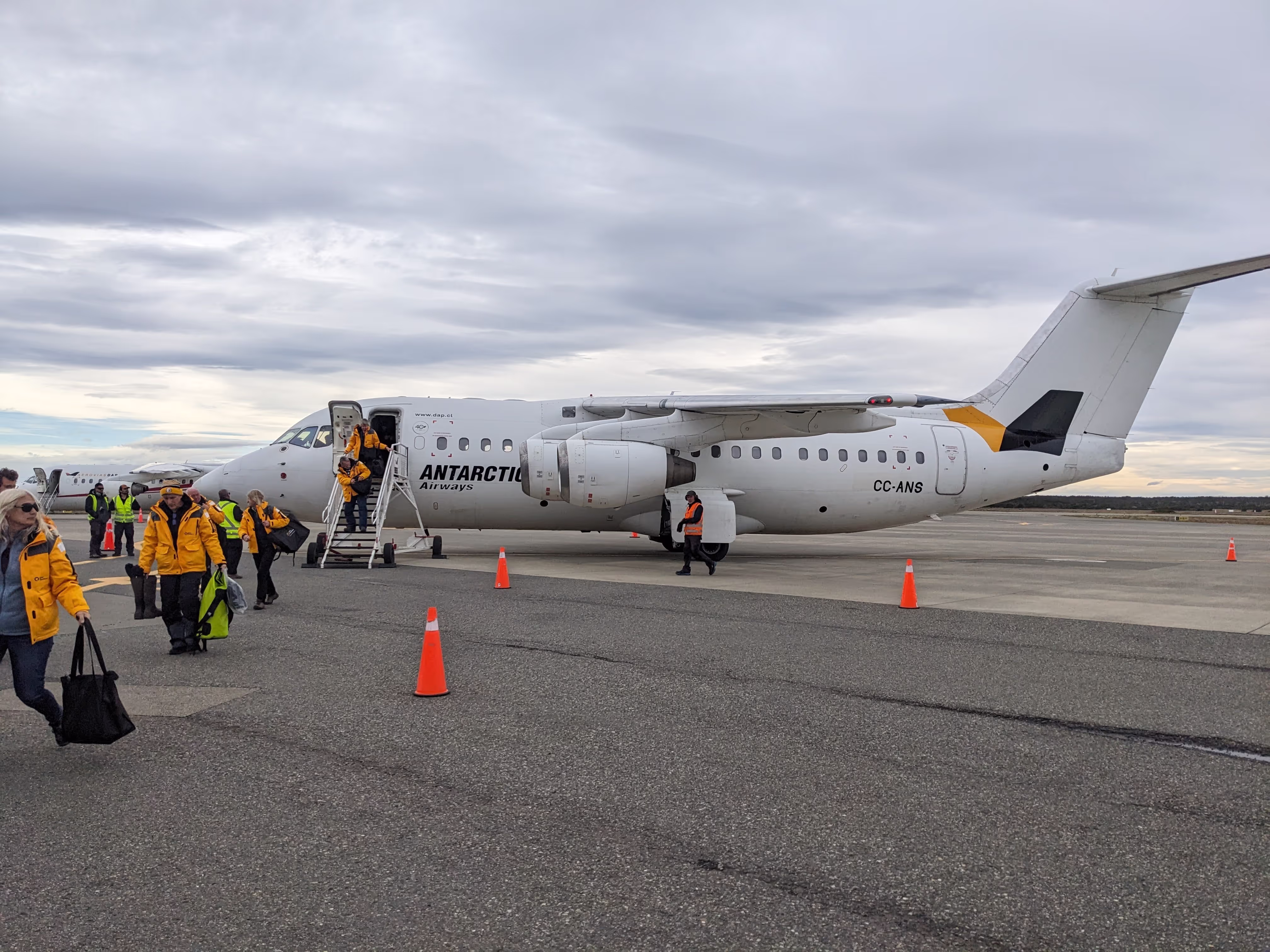 Flugzeug in Punta