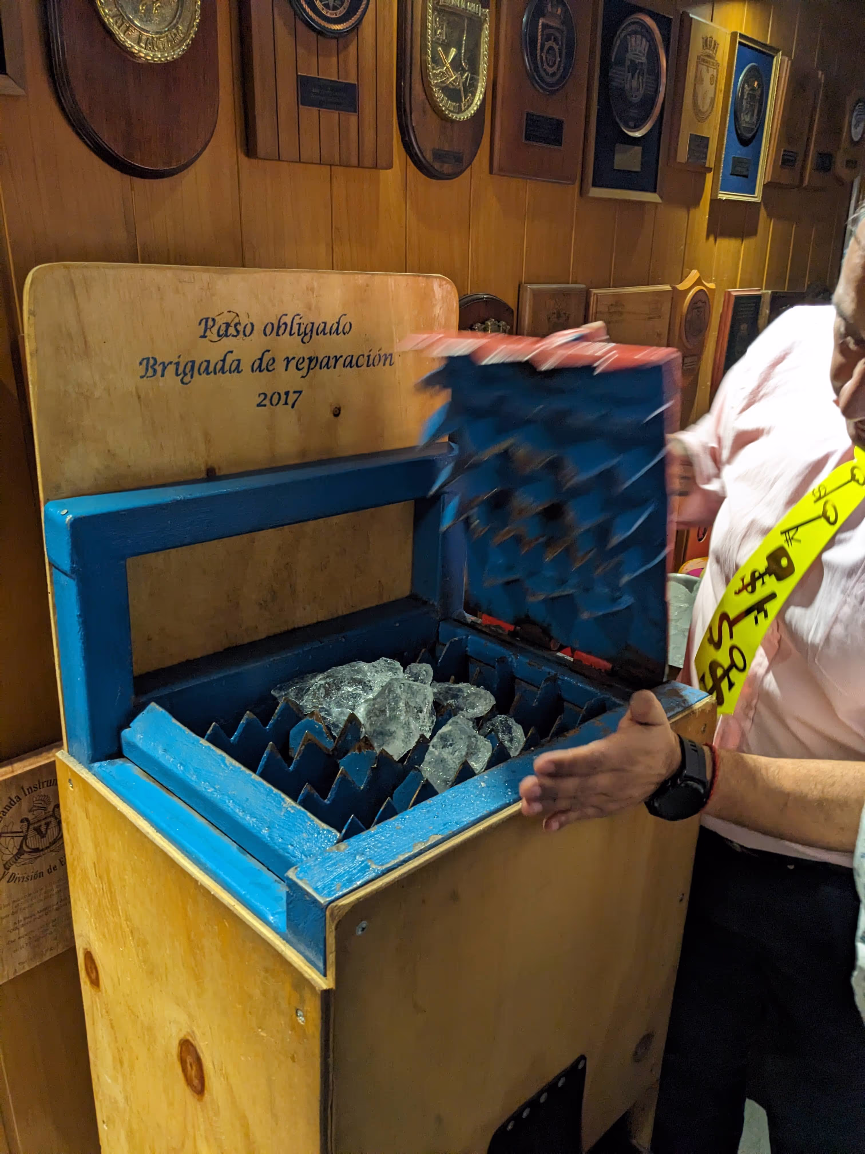 der Crushed Ice Maker